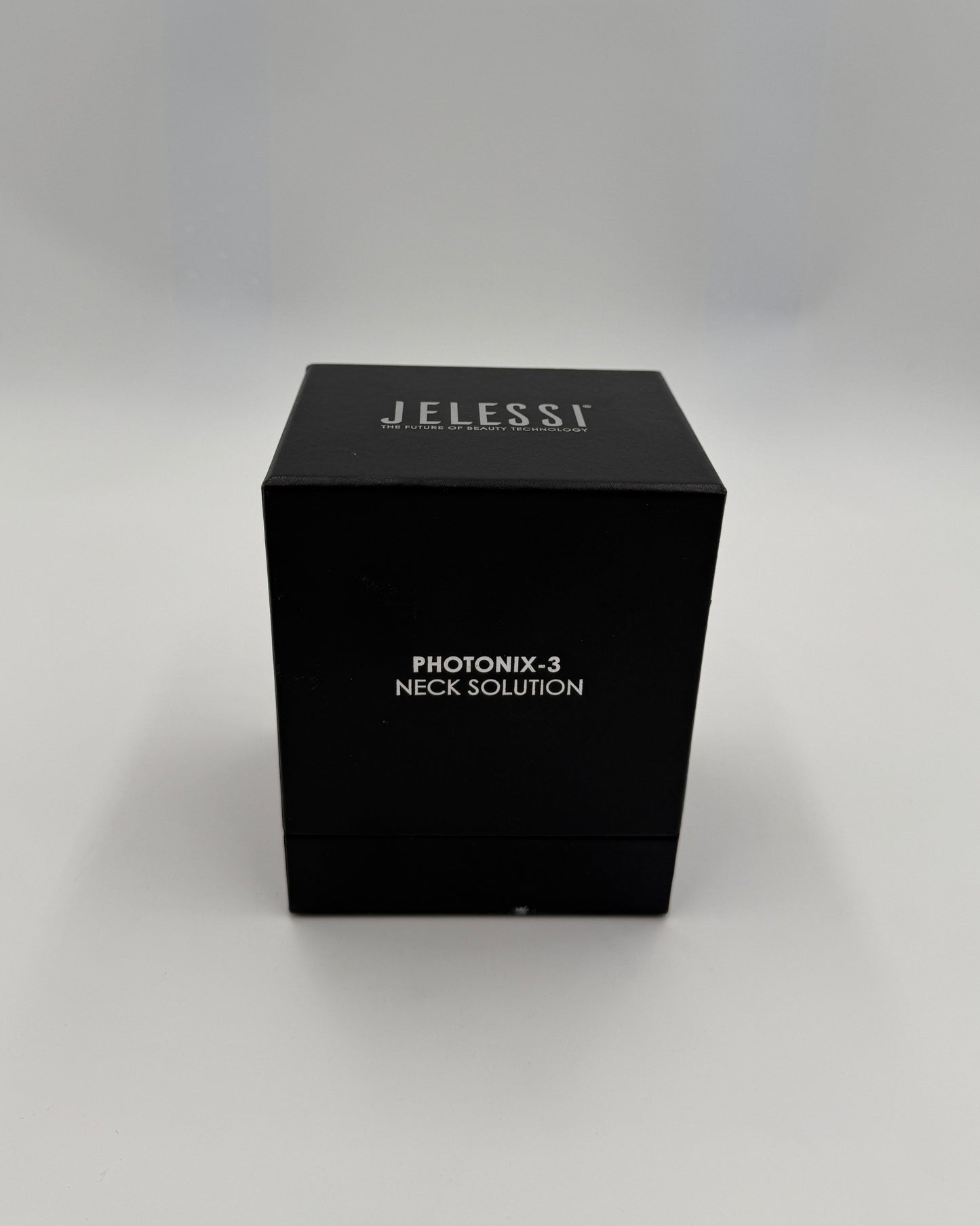Jelessi Photonix-3 Neck Solution – Straffung für Hals & Dekolleté